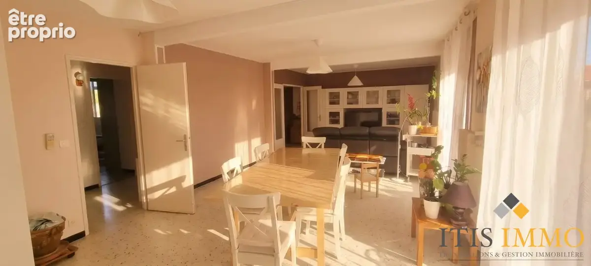 Appartement 6 pièces 106 m² à vendre à Montpellier (34070) - photo 2