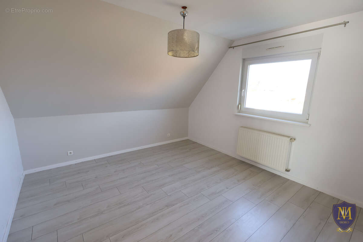 Knoeringue au calme belle maison 125m2 sur 7,61 ares - photo 10