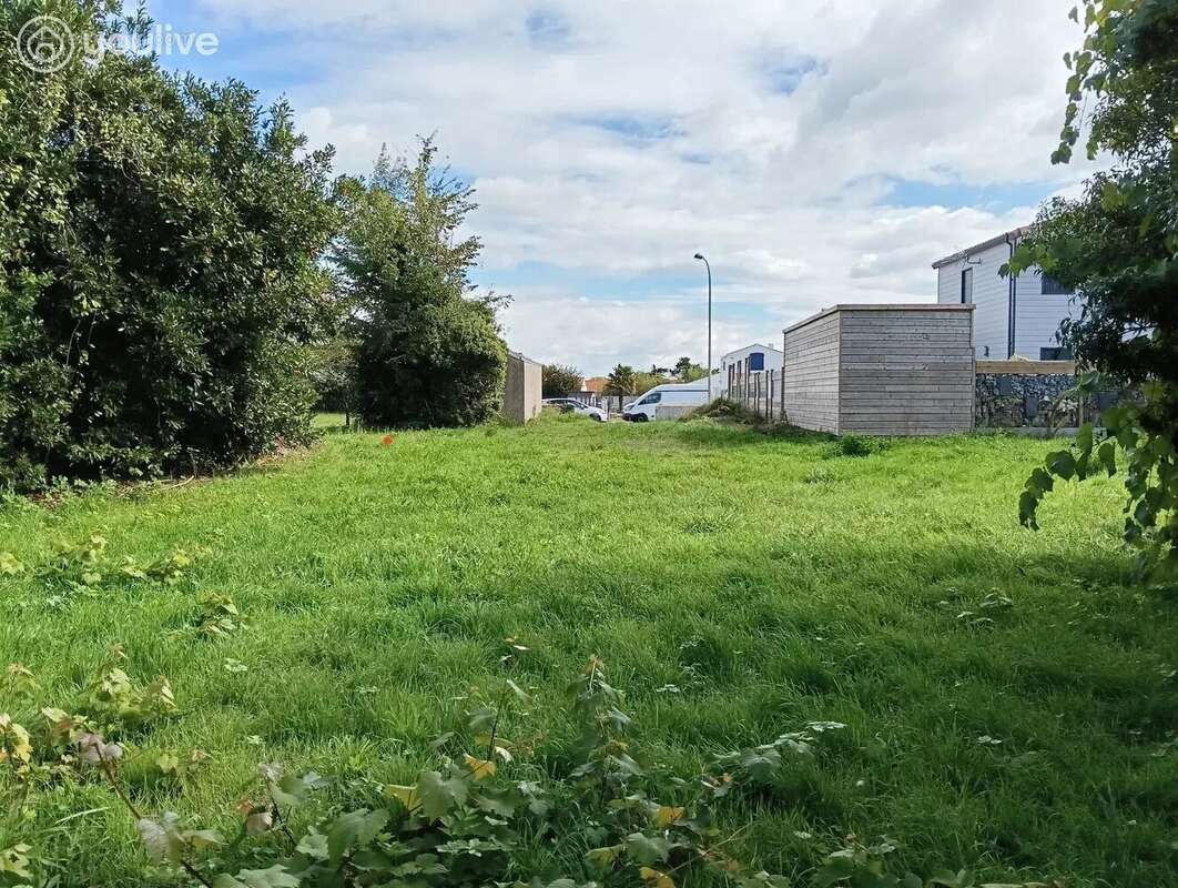 Terrain à LA BARRE-DE-MONTS