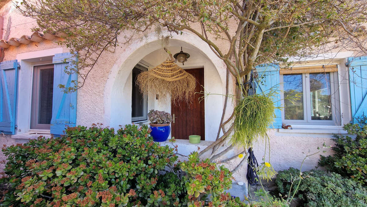 Maison à HYERES