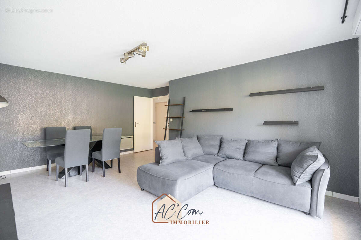 Appartement t4 79.65m2 en dernier etage avec terrasse et 2 parking en sous-sol - photo 6