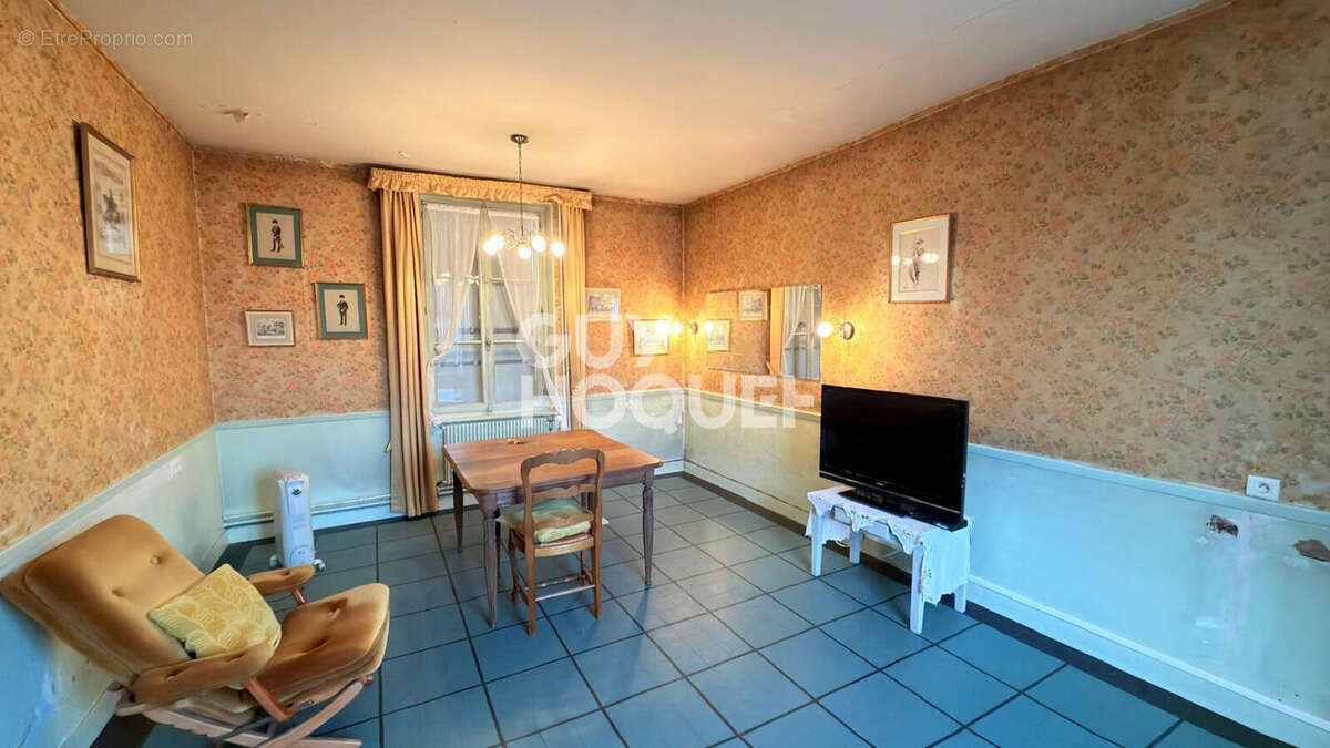 Maison à EZY-SUR-EURE