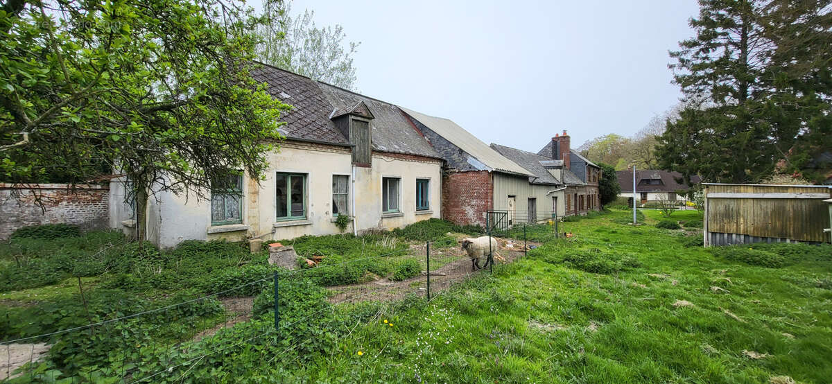Maison à SAINT-NICOLAS-D'ALIERMONT