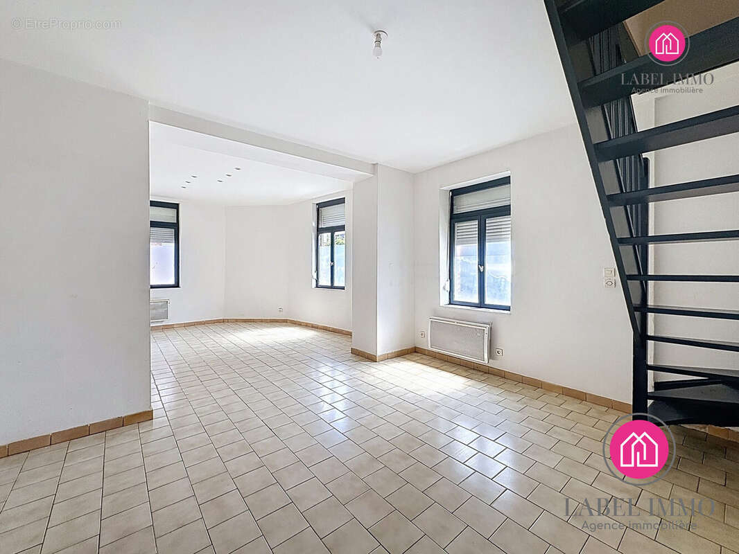 Salon sejour - Maison à CONDE-SUR-L'ESCAUT