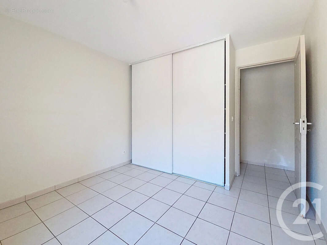 Appartement 64 m² à Sete  - photo 9