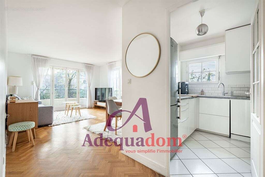 Appartement à BOIS-COLOMBES