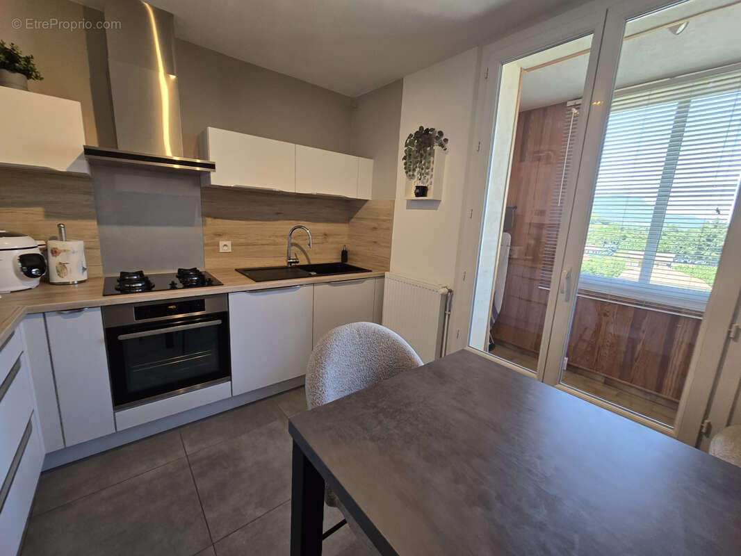 Appartement à SASSENAGE