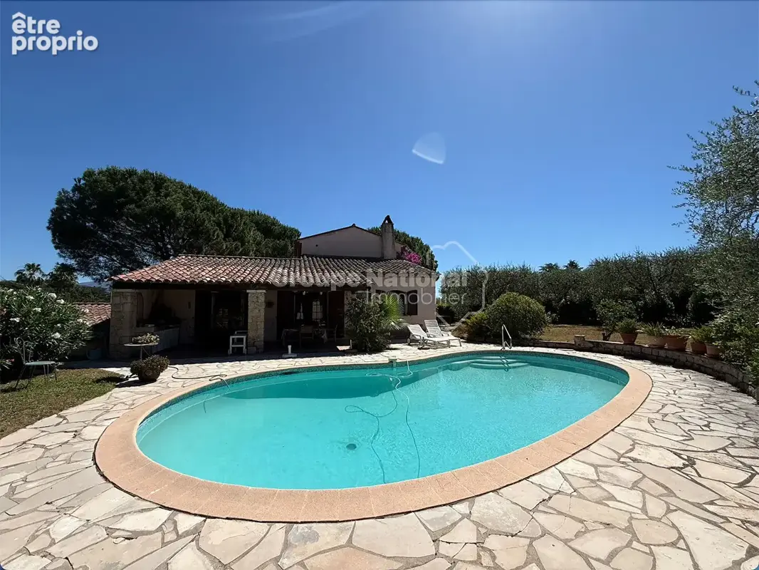 Photo Maison à Grasse au prix de 780 000€