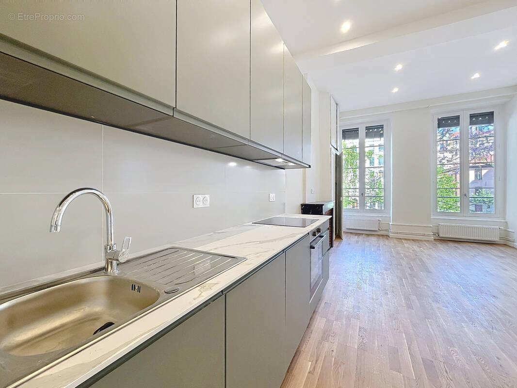 Appartement à LYON-6E