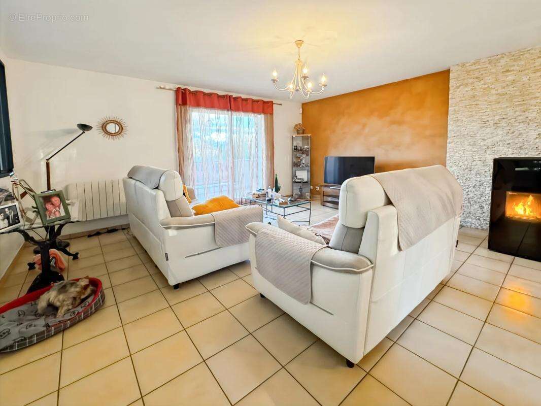 Maison à BELLERIVE-SUR-ALLIER