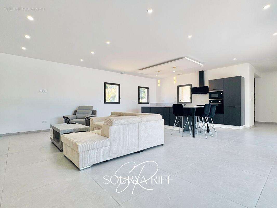 Maison à CARCASSONNE