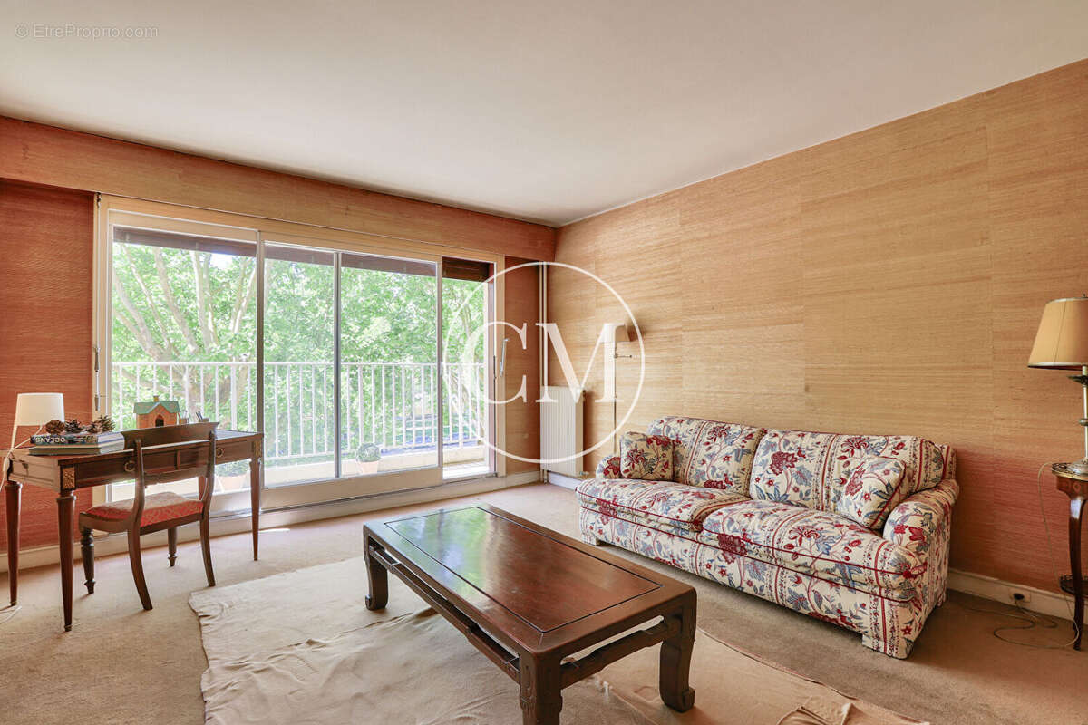 Appartement à VERSAILLES