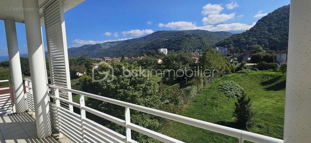 Appartement à DOMENE