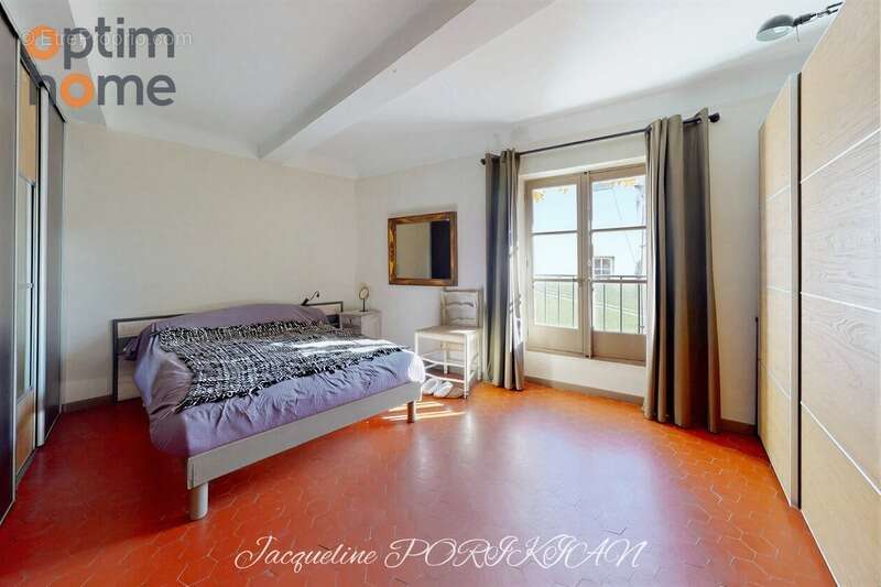 Appartement à LOURMARIN