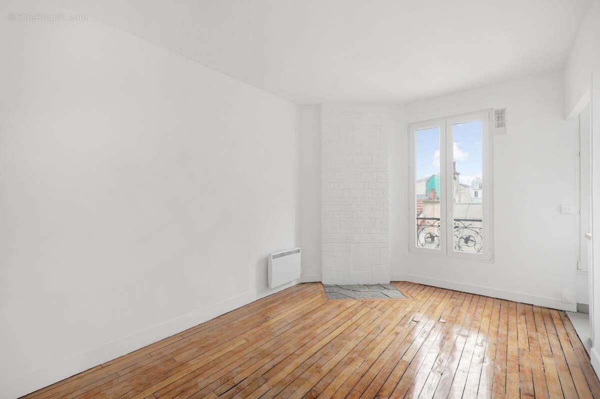 Appartement à PARIS-20E