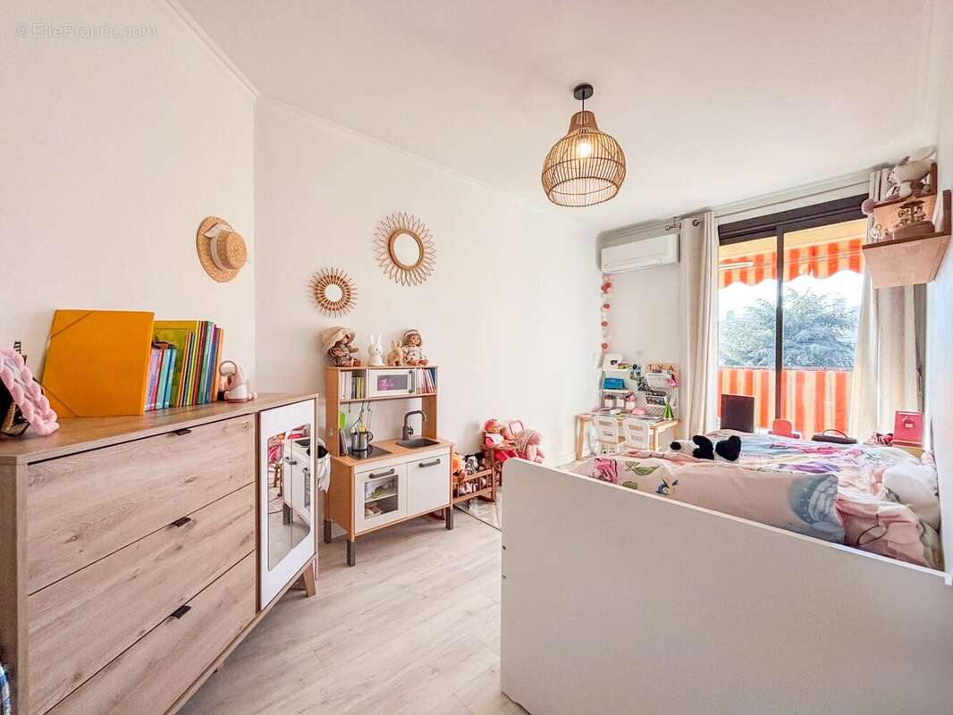 Appartement à CAGNES-SUR-MER