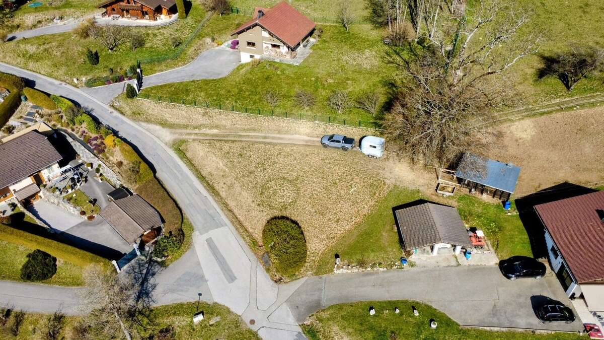 Terrain à SAINT-SIGISMOND