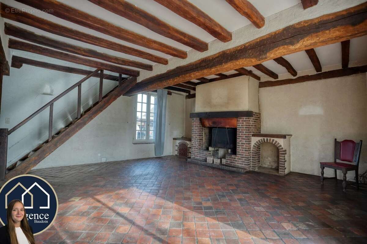 Maison 207 m² à Tremblay-Les-Villages  - photo 4