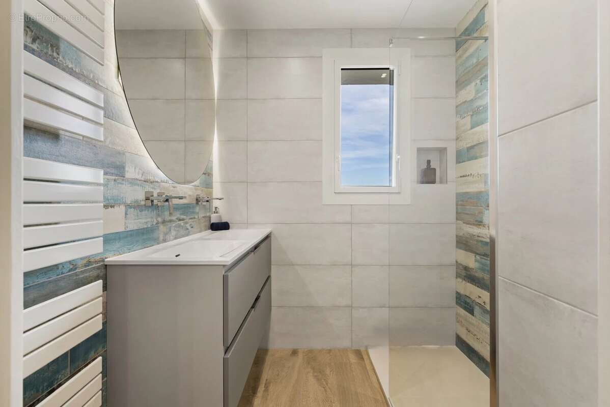 Appartement à CAGNES-SUR-MER