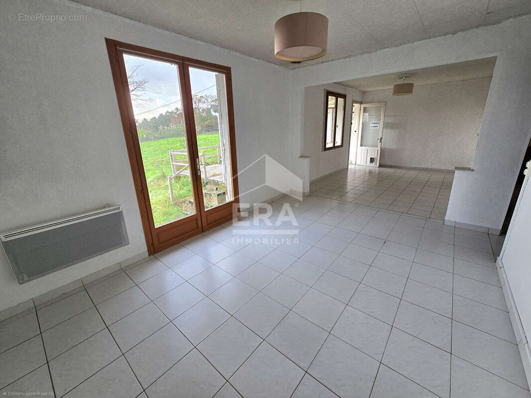 Maison à SAINT-SEURIN-SUR-L&#039;ISLE