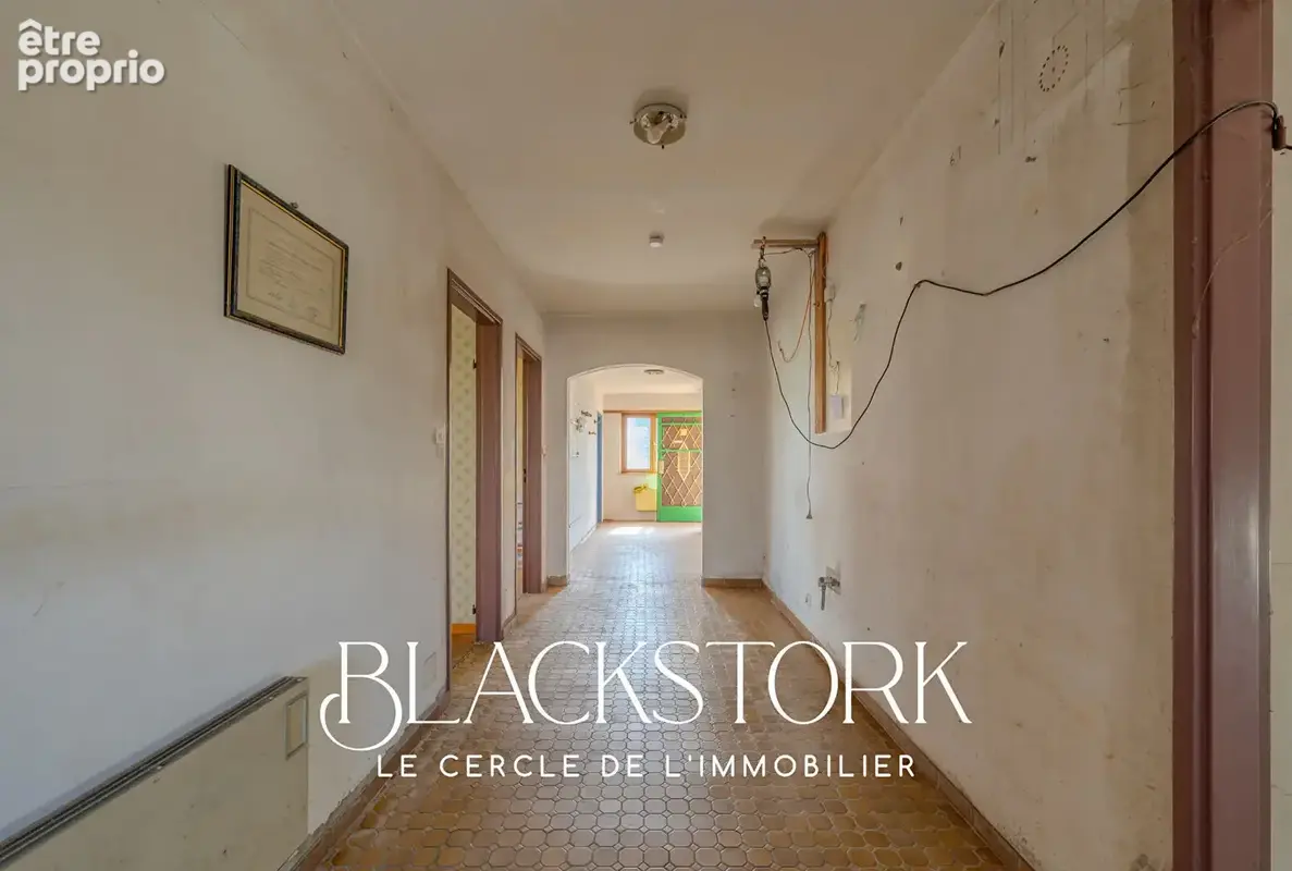 Maison à rénover de 175 m² sur plus de 8 ares - photo 13