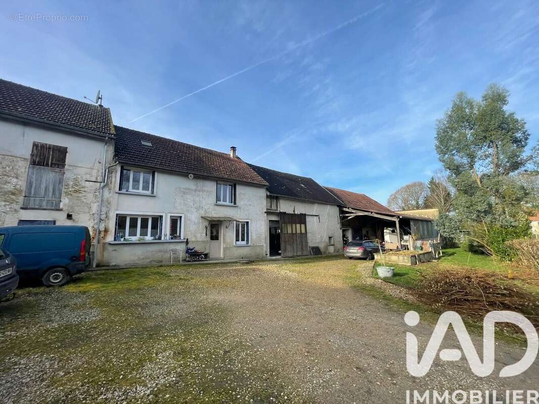 Photo 2 - Maison à CONDE-EN-BRIE