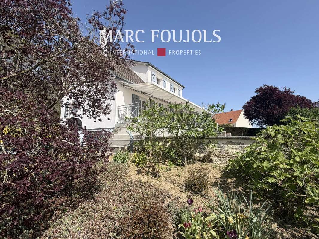 Maison à RIBECOURT-DRESLINCOURT