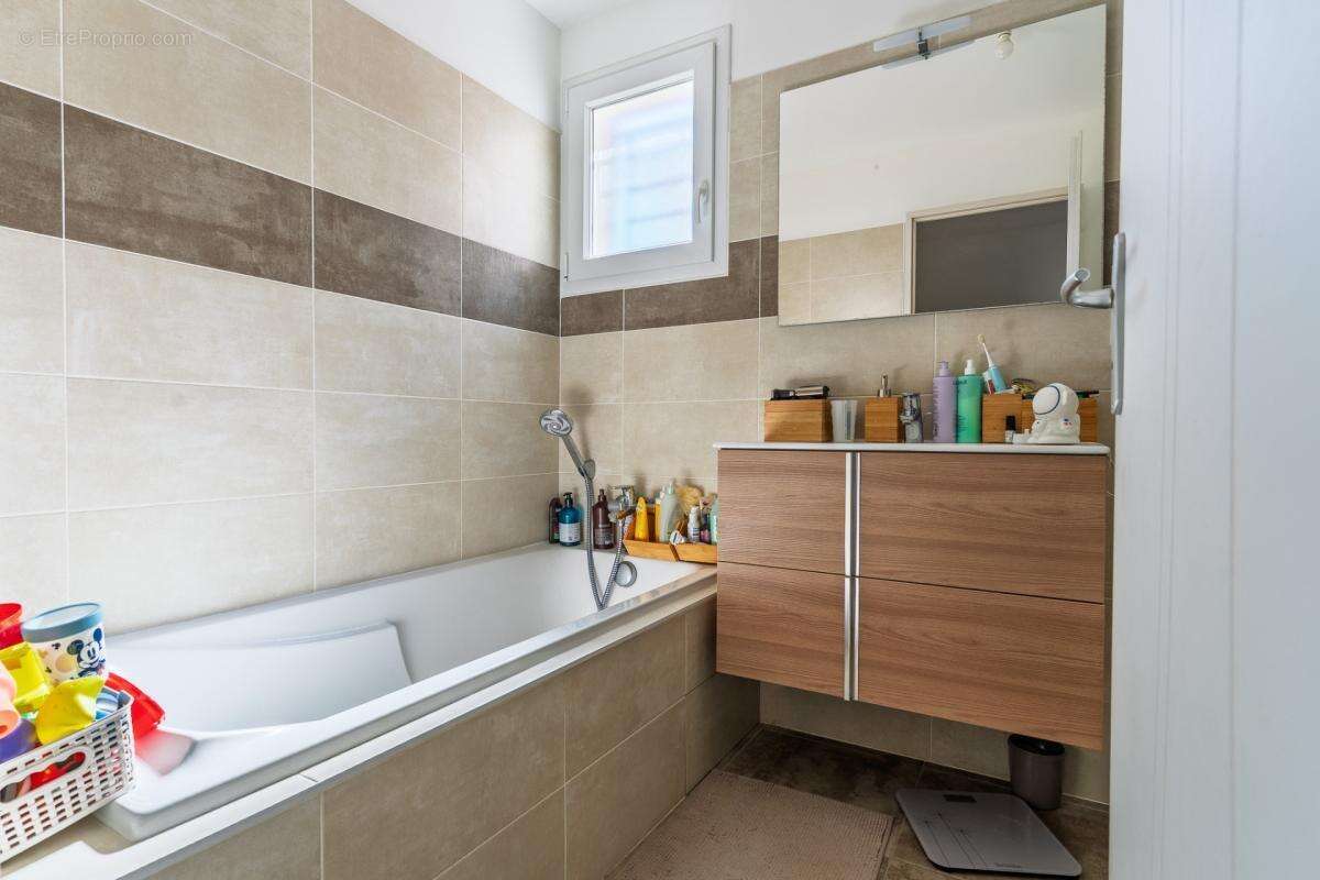 Maison récente de 80 m² avec grande pièce de vie, et sans travaux - photo 11