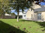 Maison à PLOUGOUMELEN