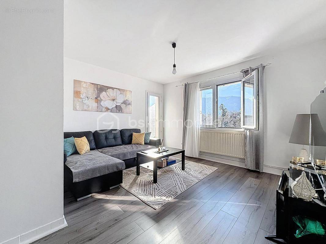 Appartement à ECHIROLLES