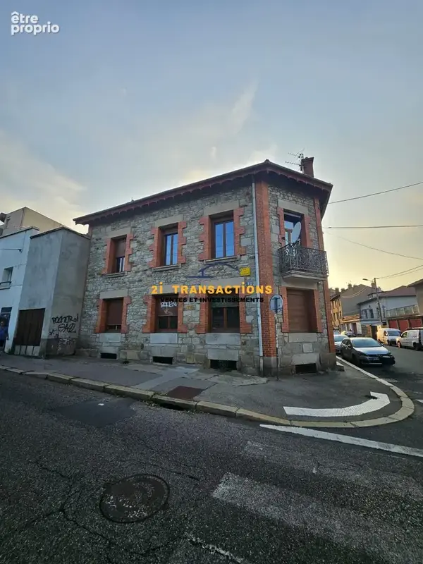 Appartement 283 m² à Saint-Etienne  - photo 3