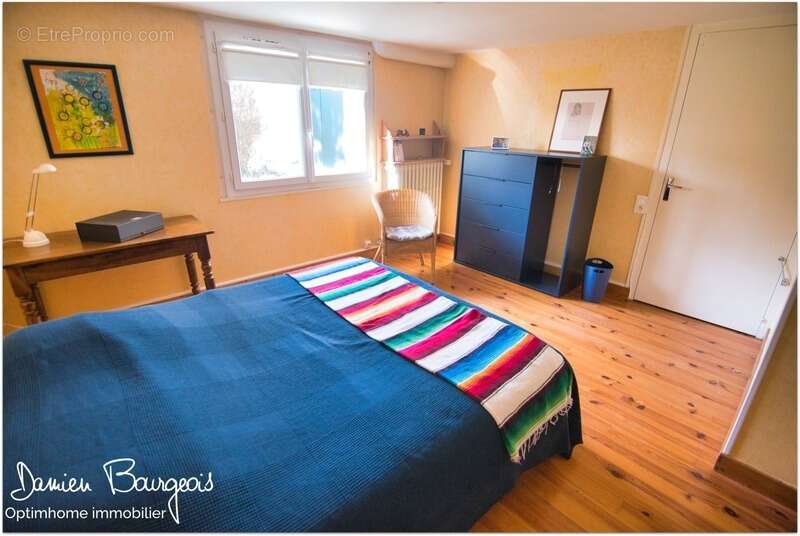 Maison à SAINT-GENIS-POUILLY