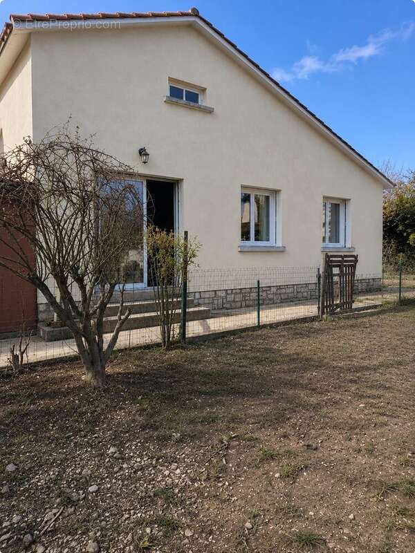 Maison 76 m² à Ganges  - photo 4