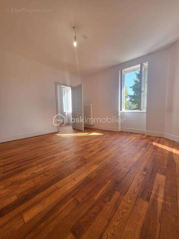 Maison en pierre rénovée à LECTOURE avec JARDIN- 3 CHAMBRES - photo 10