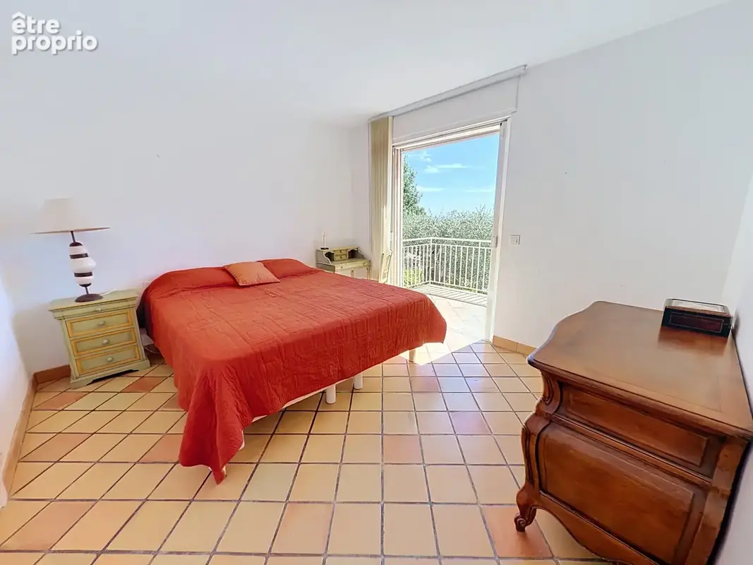 Cagnes-sur-mer - villa familiale au calme avec vue mer - photo 10