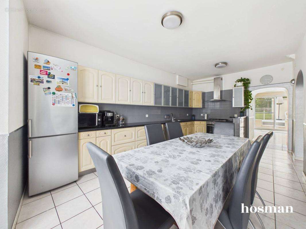 Maison à CARBON-BLANC