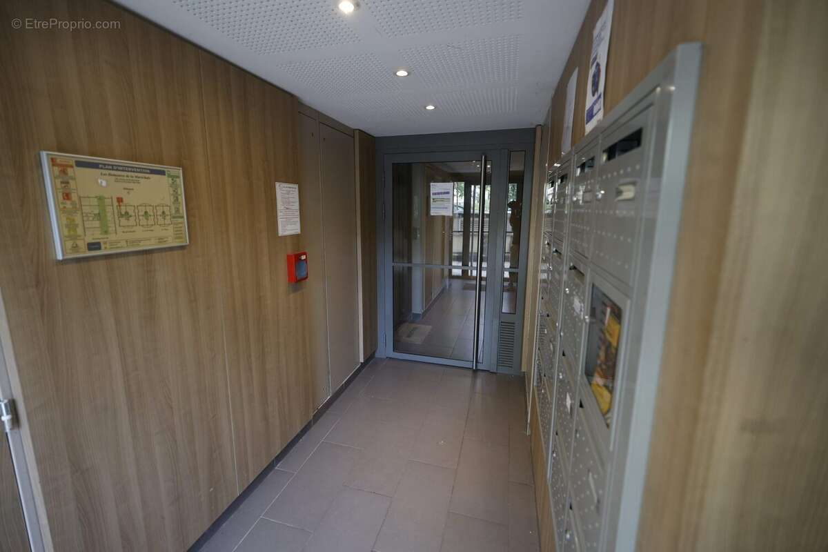 Appartement 43 m² à Le Plessis-Trevise  - photo 9