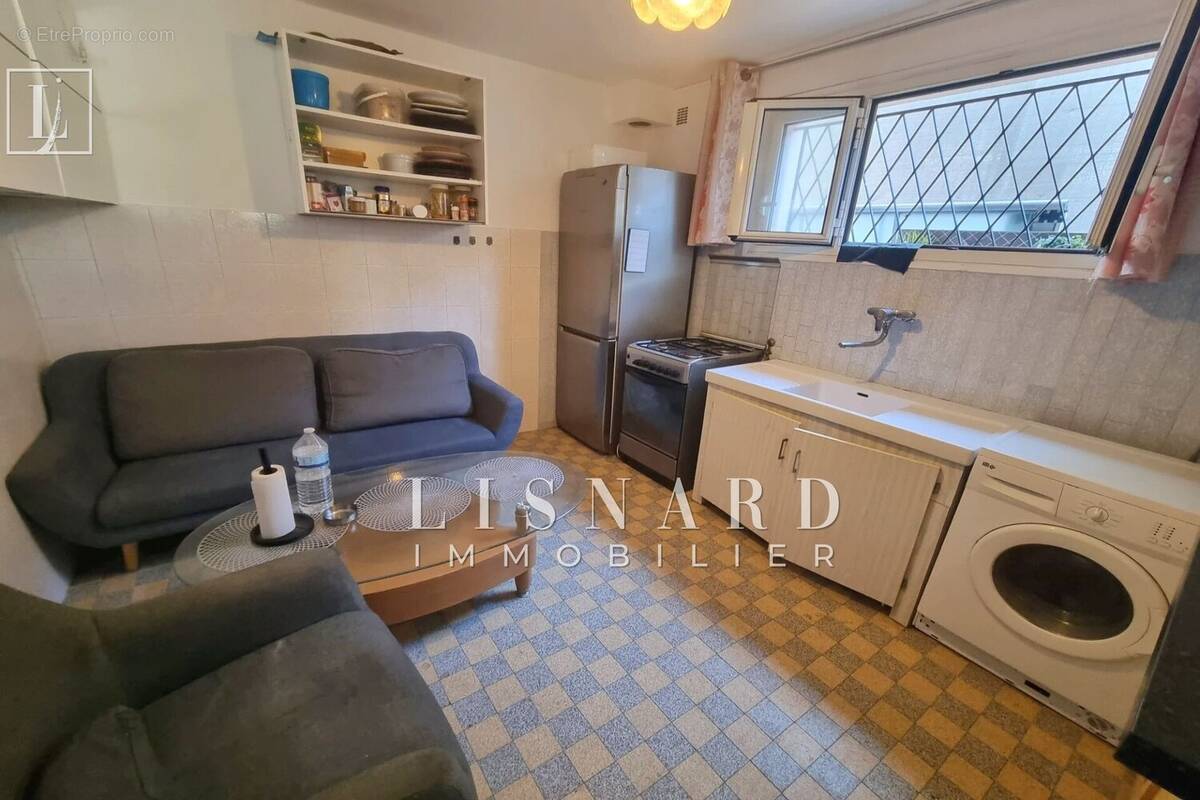 Appartement à VALLAURIS