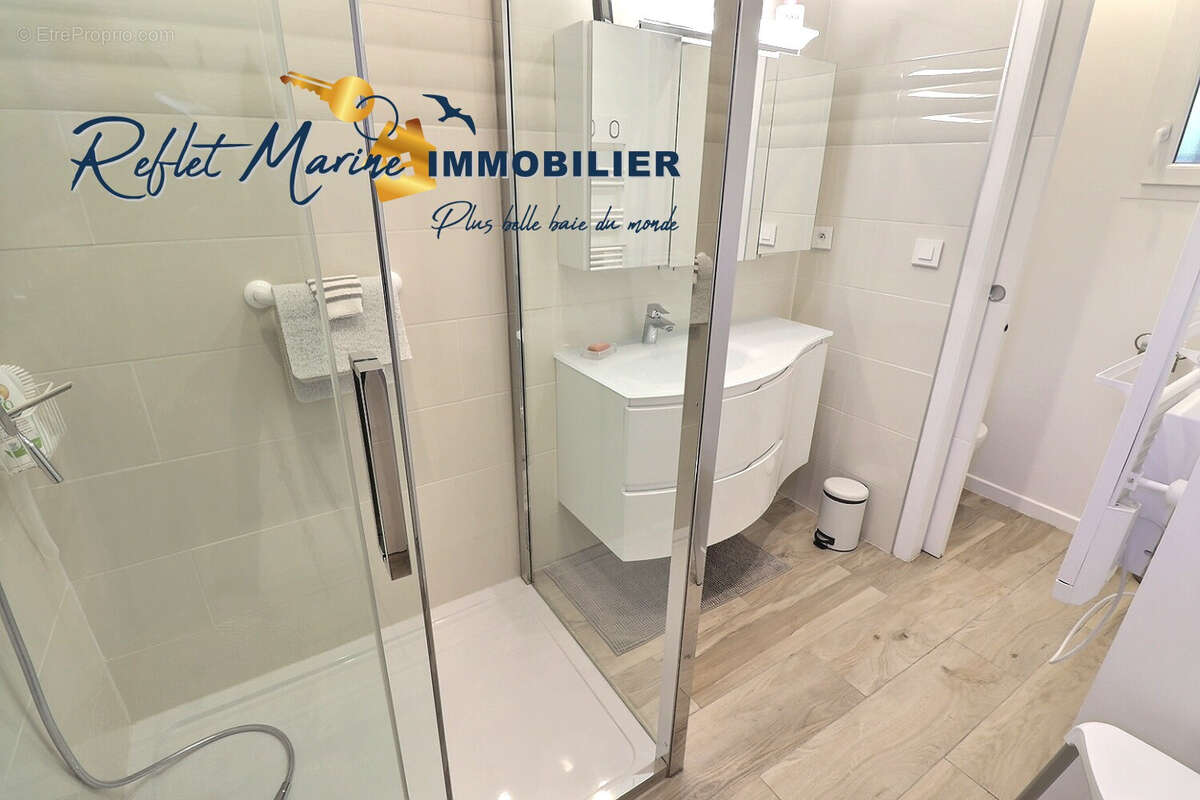 Maison à SAINT-CYR-SUR-MER