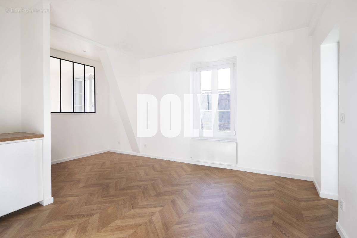 Appartement à PARIS-19E