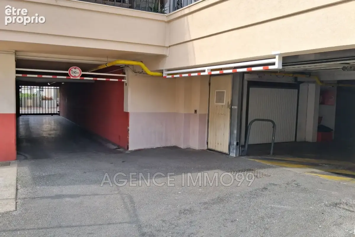 Parking 28 m² à Cannes  - photo 3