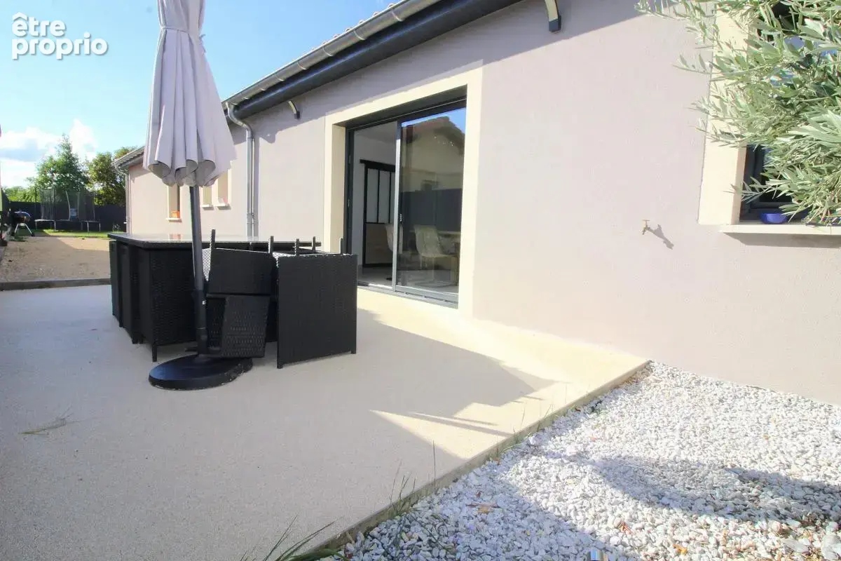 Maison 5 pièces 130 m² à vendre à Vonnas (01540) - photo 12