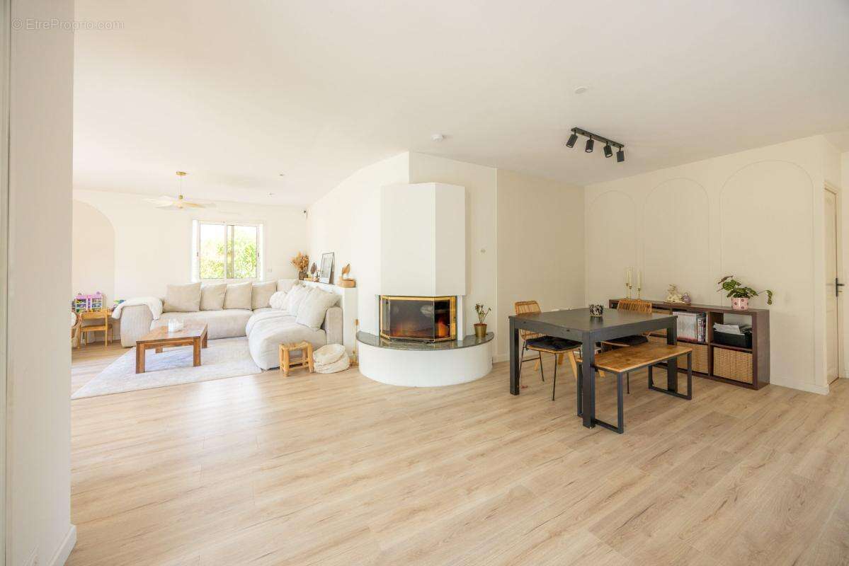 Maison familiale avec jardin - photo 4