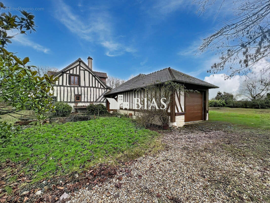 Maison à BEAUMONT-LE-ROGER