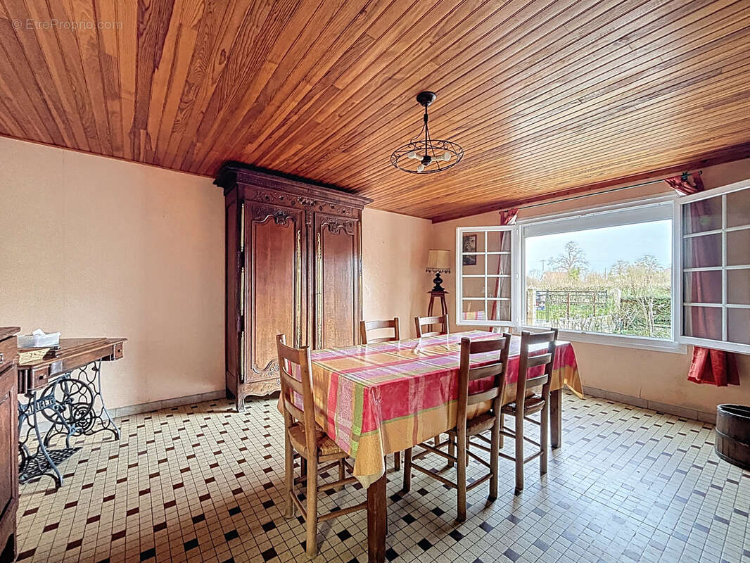 Maison à ISIGNY-SUR-MER