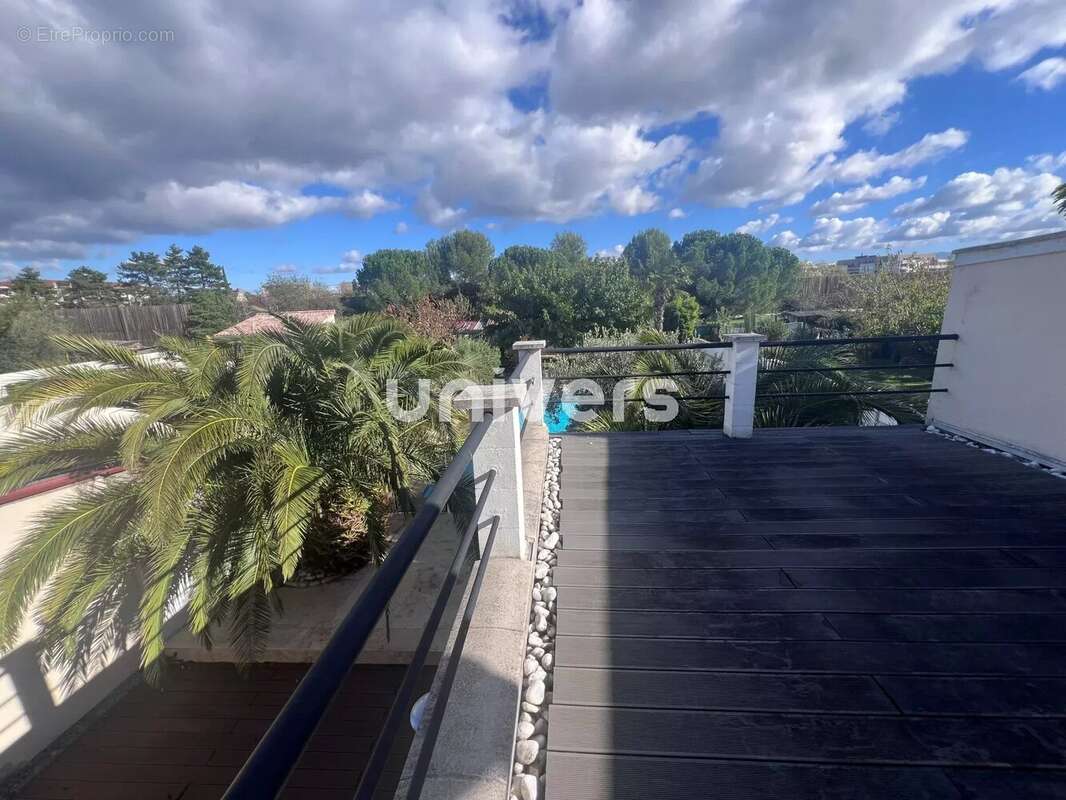 Maison à BOURG-LES-VALENCE