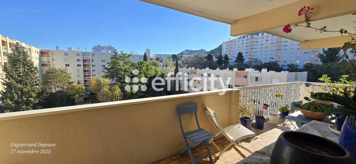 Appartement à MARSEILLE-11E