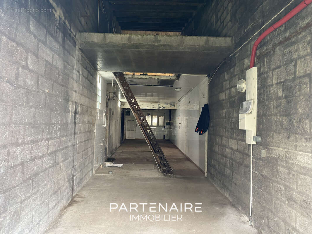Parking à GROSBREUIL