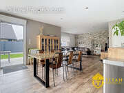 Maison individuelle 3 chambres, jardin, garage. Titan immobilier - Maison à CRAYWICK