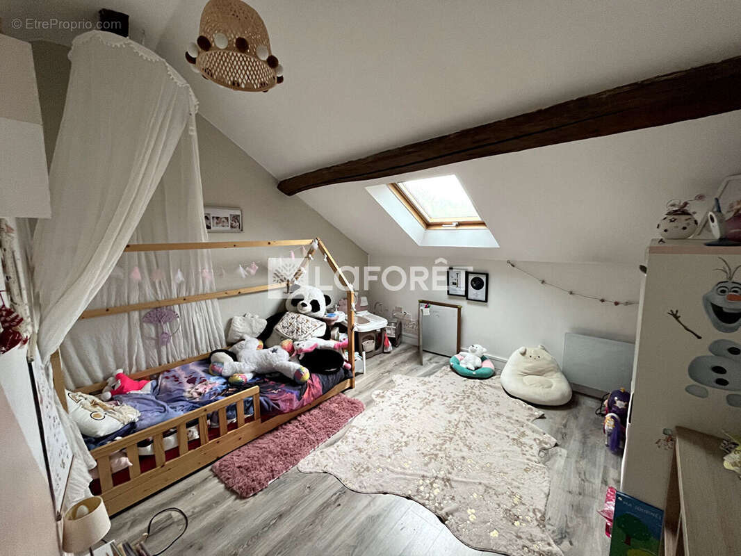 Appartement à SERAINCOURT